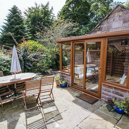 Willow Cottage With Private Hot Tub Upper Hulme Exterior photo